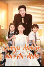 Bunga Mekar dari Air Mata